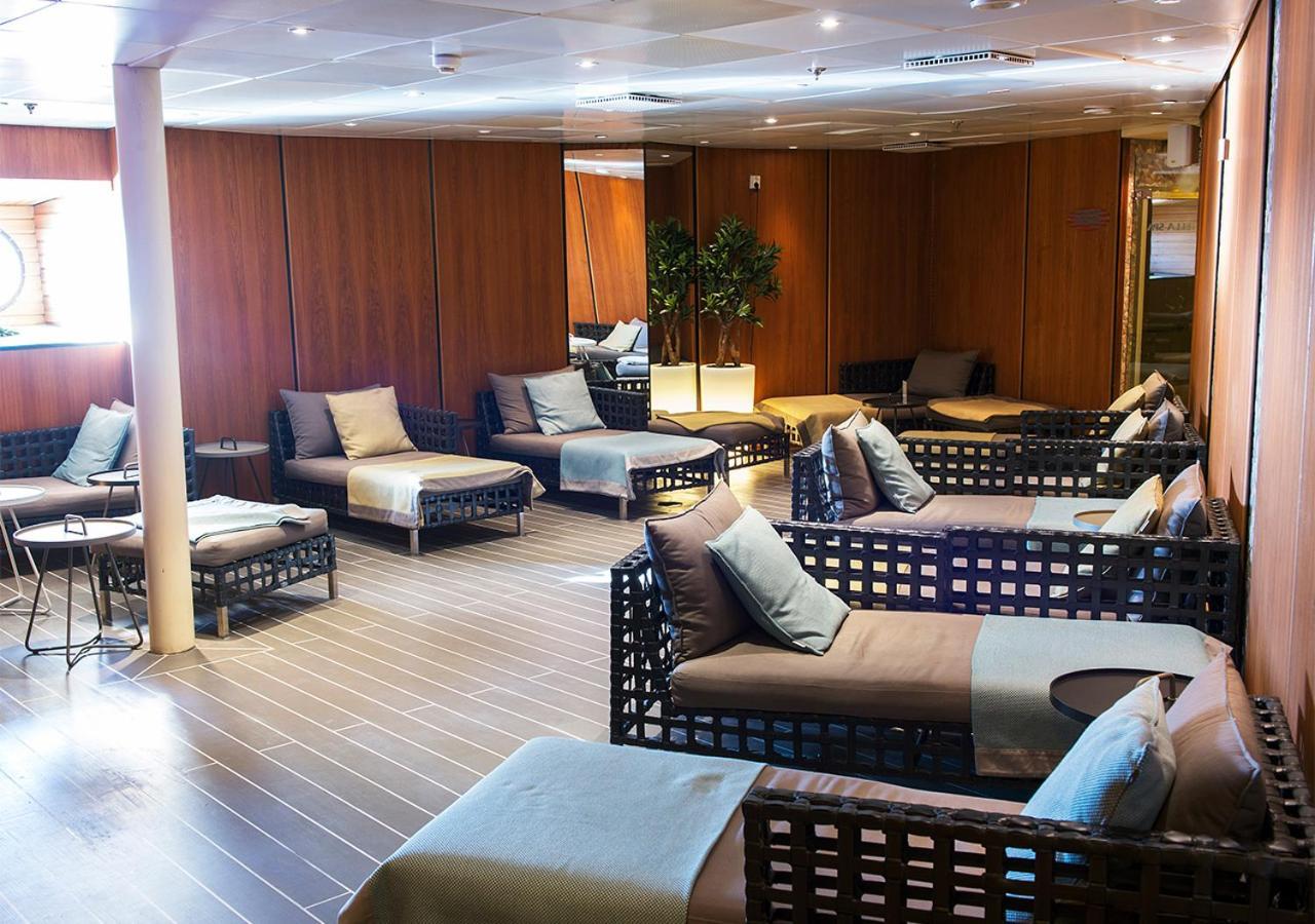 Viking Line Ferry Viking Cinderella - 2-Night Cruise Stockholm-Helsinki-Stockholm Hotel Eksteriør billede